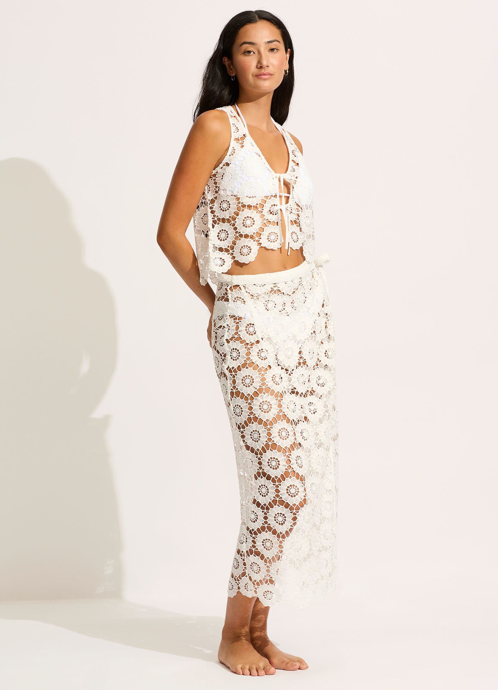 スカート Low Tide : 24FW / GARDEN PRINTED WRAP SKIRT (WHITE) Adilah Skirt Midi Skirts - Winter White | O'Neill