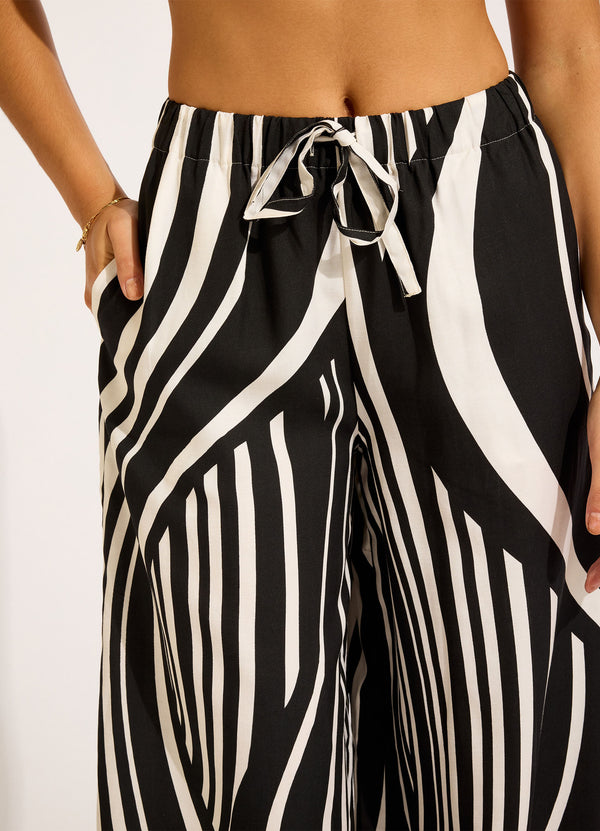 Coastline Drawcord Wide Leg Pant